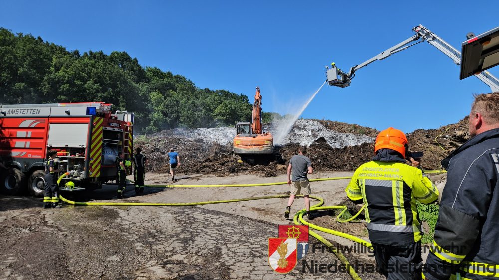 Brand von Altholz in Aschbach